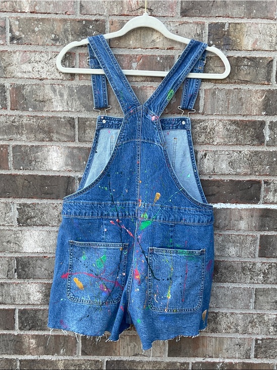 Take 50% OFF- No Boundaries Paint-Splattered Denim Overall Shorts - Blue, Size-M - Picture 7 of 10